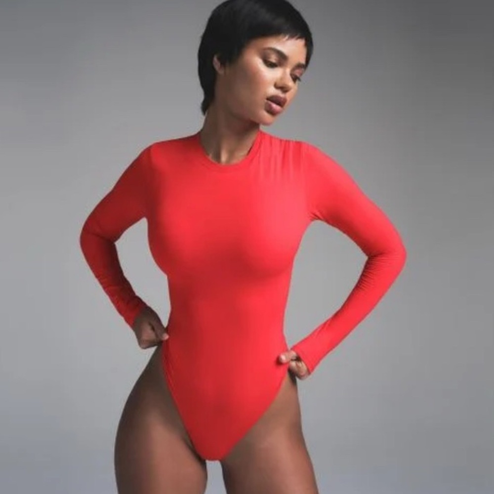 Skims Fits Everybody Long Sleeve Crew Neck Bodysuit Sz XL Poppy NWT